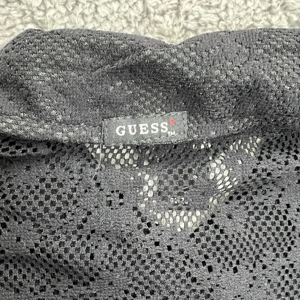 Guess U.S.A. Black Lace Fitted 3/4 Button Nylon Top Women's Size M VTG NWT‎